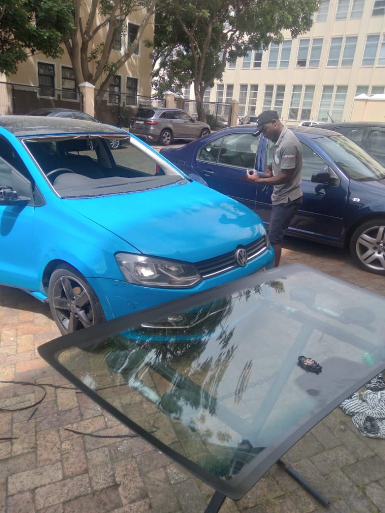 windscreen replacement